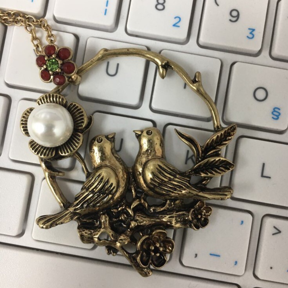 Vintage Bird Pendant Necklace - Picture 5 of 8